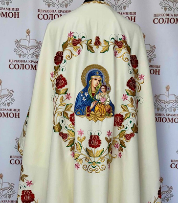 Церковне облачення з вишивкою
